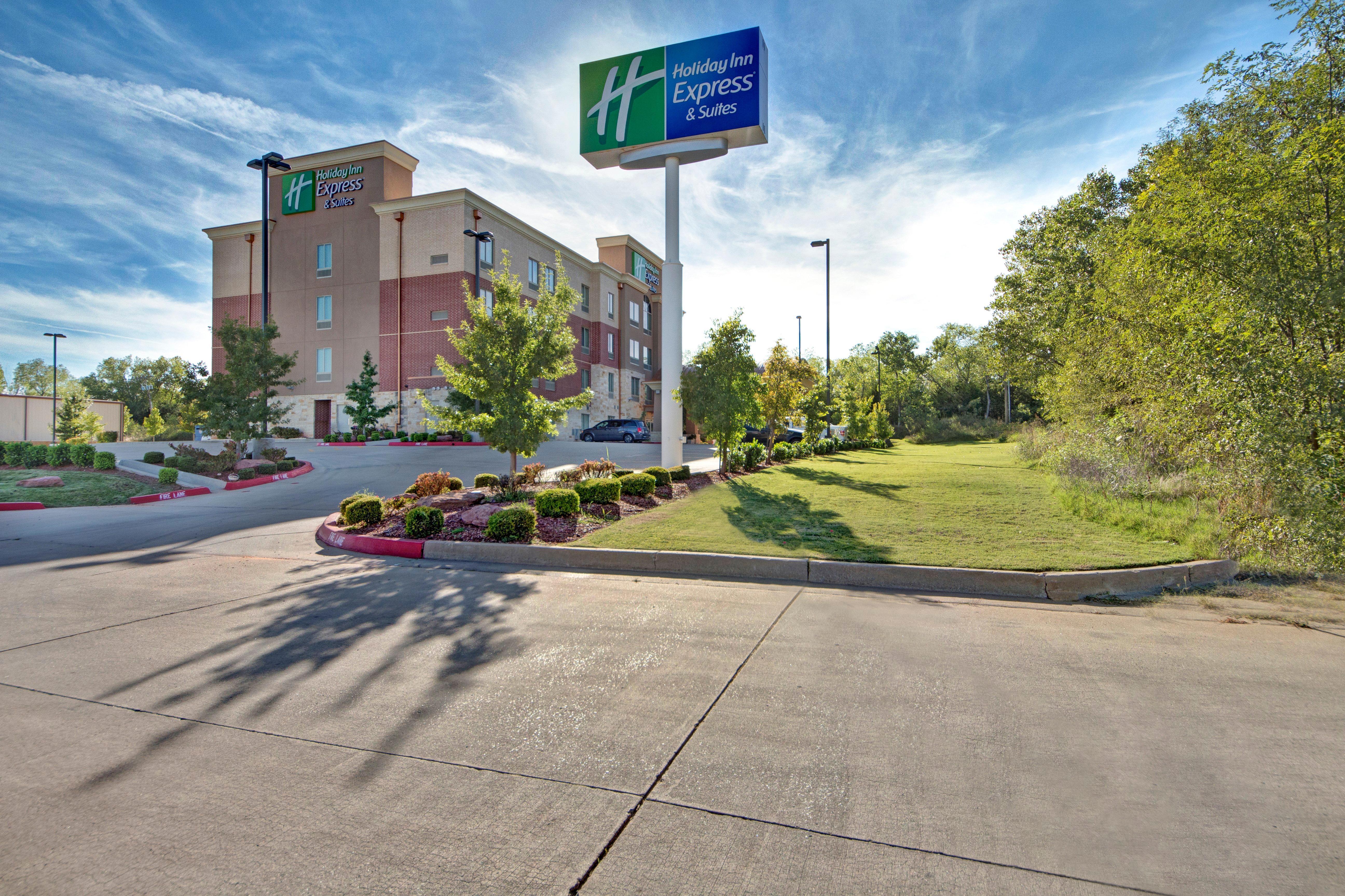 Holiday Inn Express And Suites Oklahoma City North, An Ihg Hotel Exterior photo